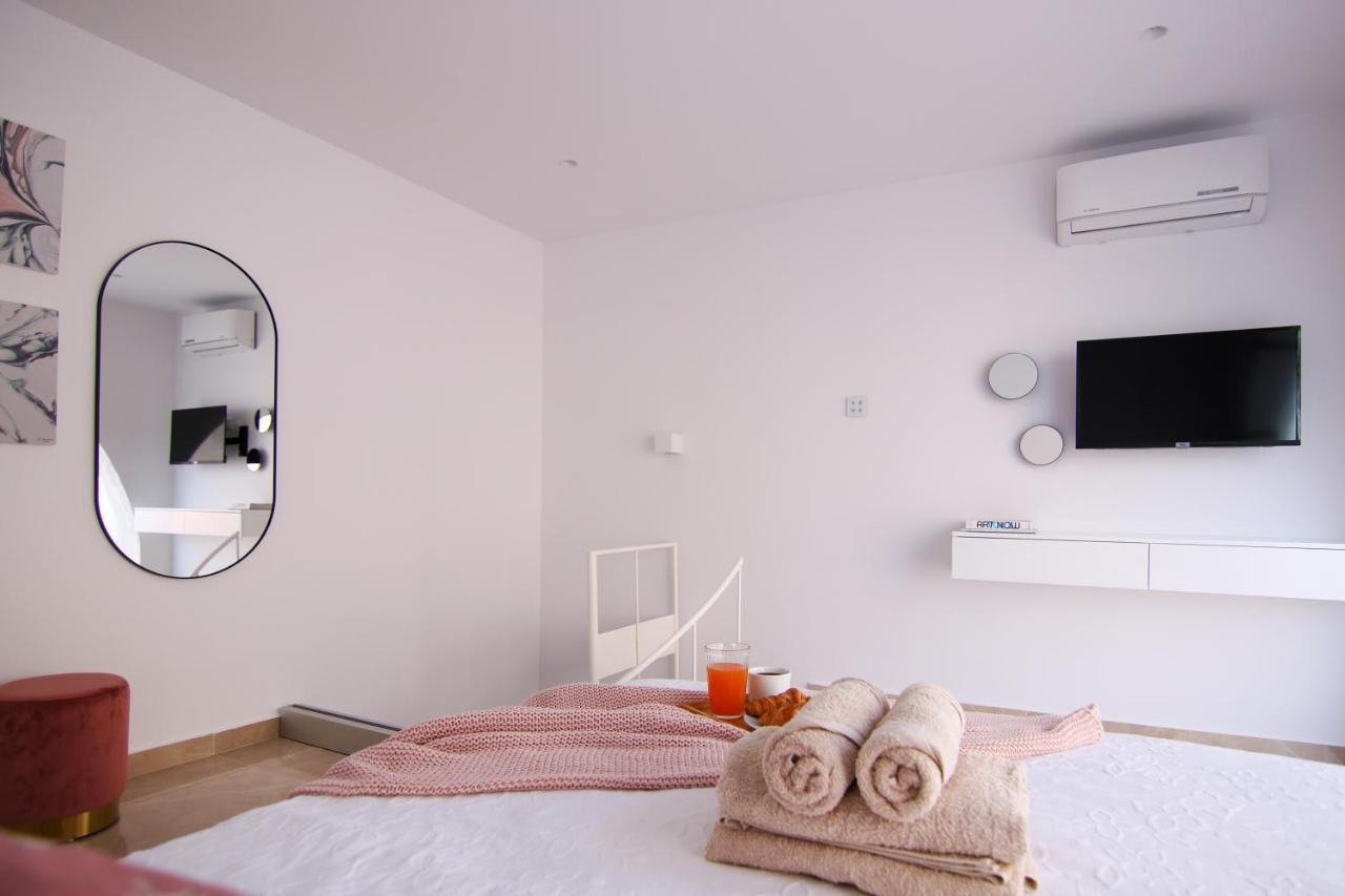 Phaedrus Living: Luxury Maisonette Lighthouse 60 Paphos 外观 照片